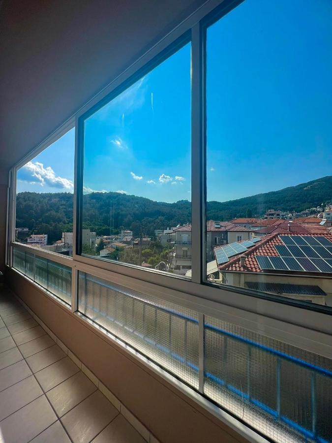 Τina'S Apartment Kavala Exteriör bild